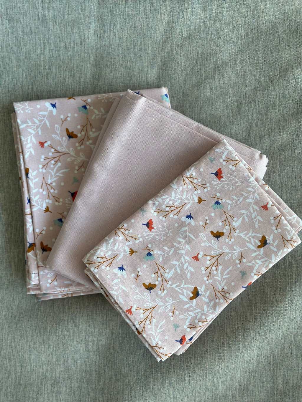 Baby sheet set with pillowcase (Blush)