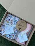 I’m Here box (Flowers)