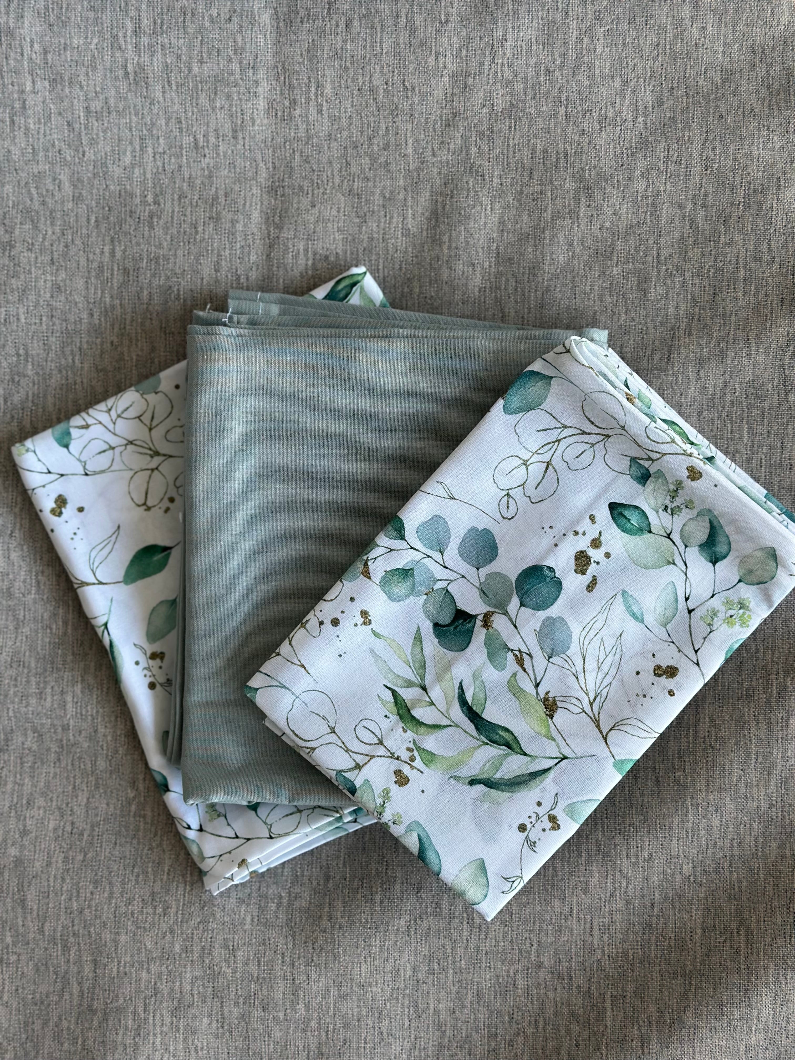 Baby sheet set with pillowcase (Eucalyptus)